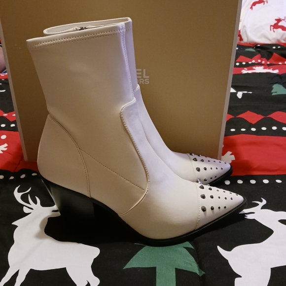 Michael Kors Dover Heeled Booties - Picture 3 of 13